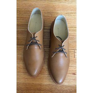 Nisolo Women's James Oxford in Almond size 8